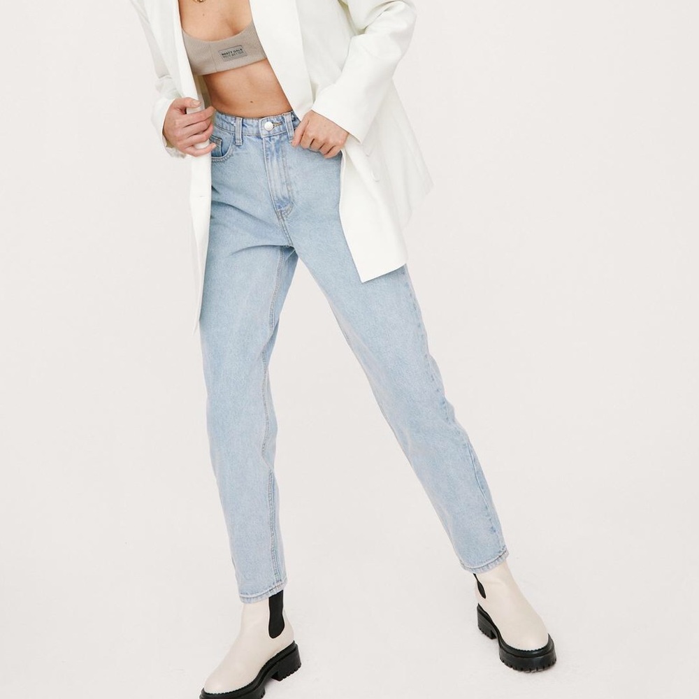 Nasty Gal Light Wash Mom Jeans